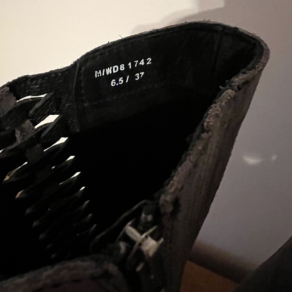 BORN OCHOA TALL BOOTS - Picture 4 of 10